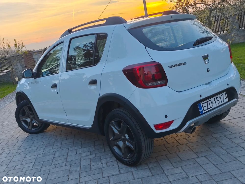 Dacia Sandero Stepway 0.9 TCe Laureate S&S EU6 - 3