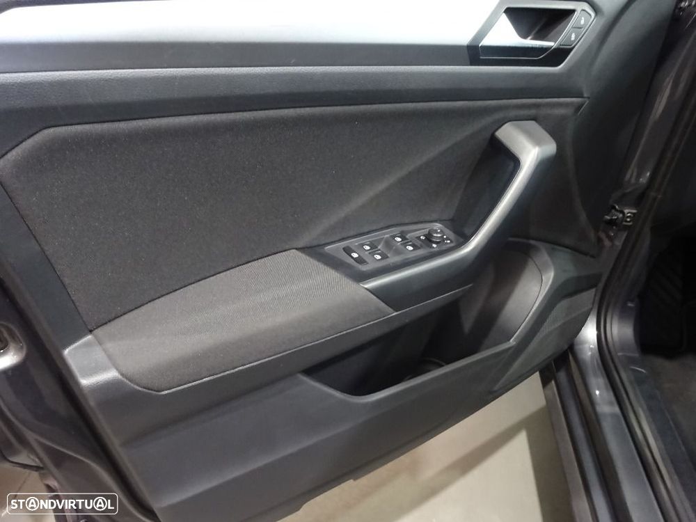 VW T-Roc 1.0 TSI Life - 9