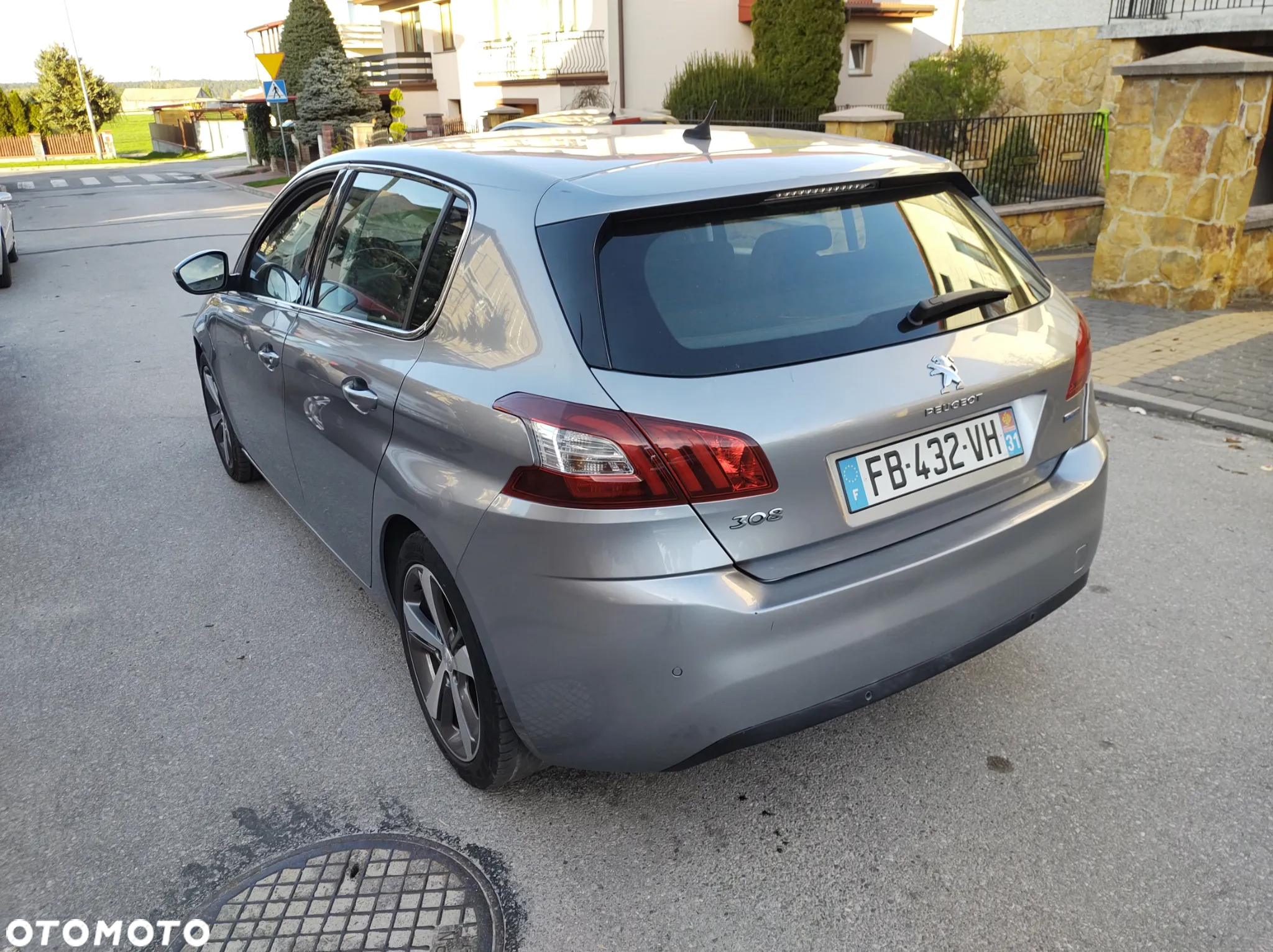 Peugeot 308 1.2 PureTech Allure S&S - 19