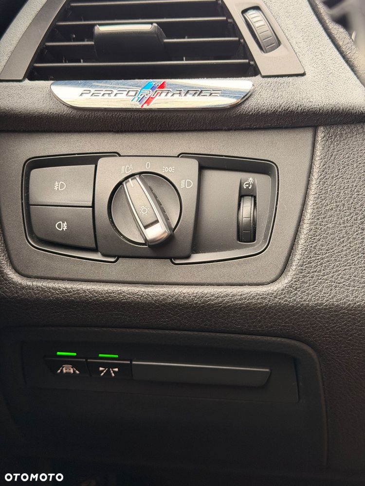 BMW Seria 3 316d Sport Line Shadow - 37