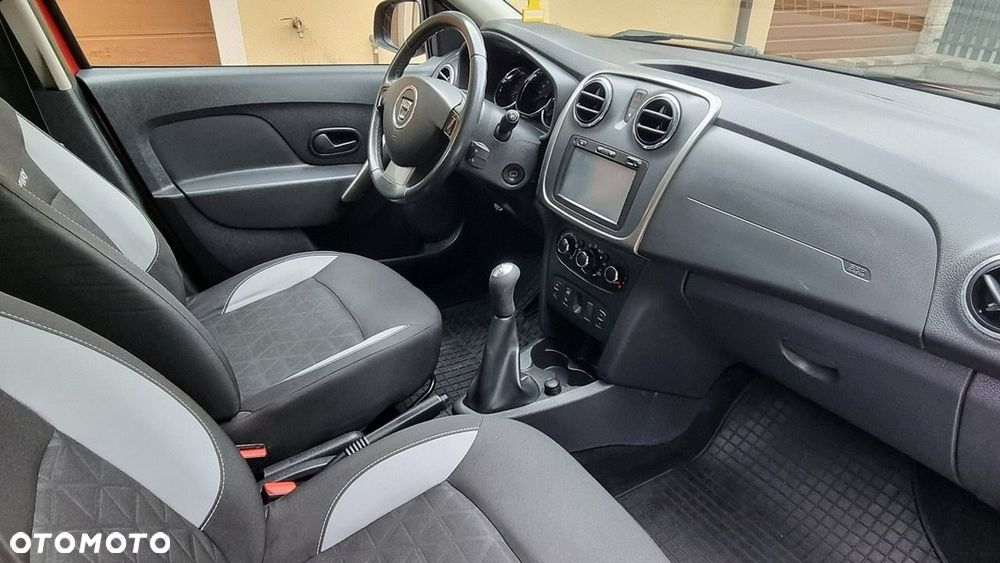 Dacia Sandero Stepway - 13