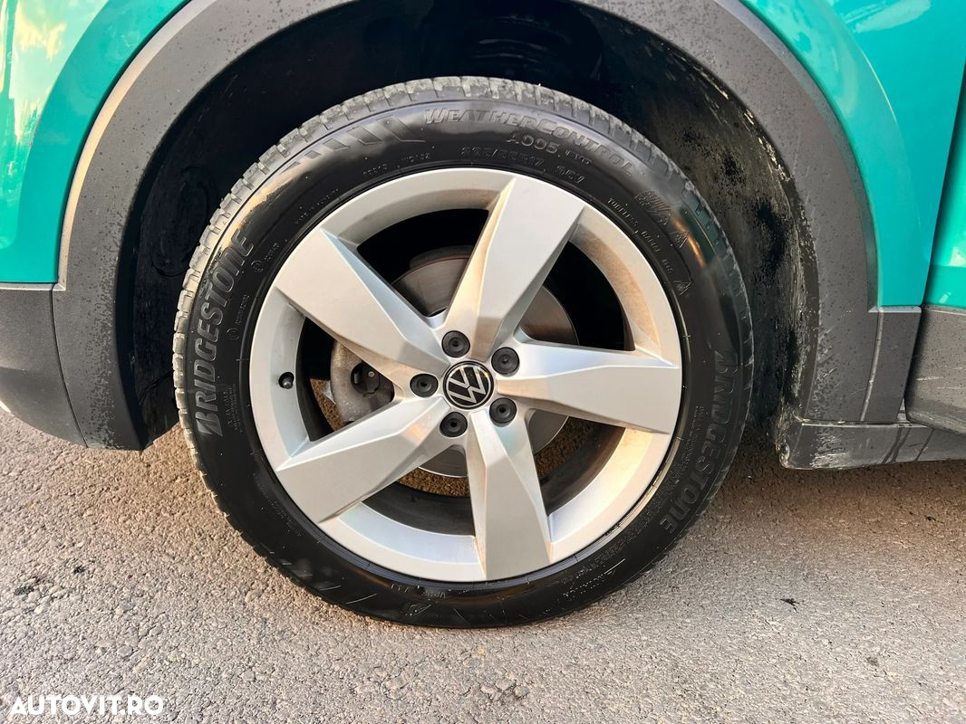 Volkswagen T-Cross - 10