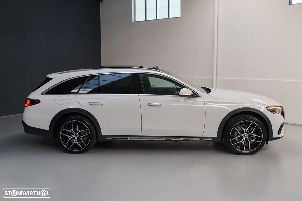 Mercedes-Benz E 300 de 4Matic All-Terrain - 12