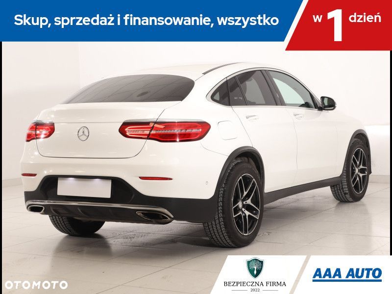 Mercedes-Benz GLC - 6