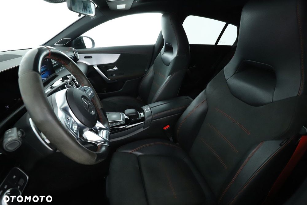 Mercedes-Benz CLA - 20