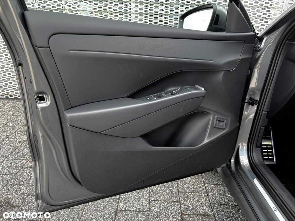 Volkswagen T-Roc 1.5 eTSI R-Line DSG - 9