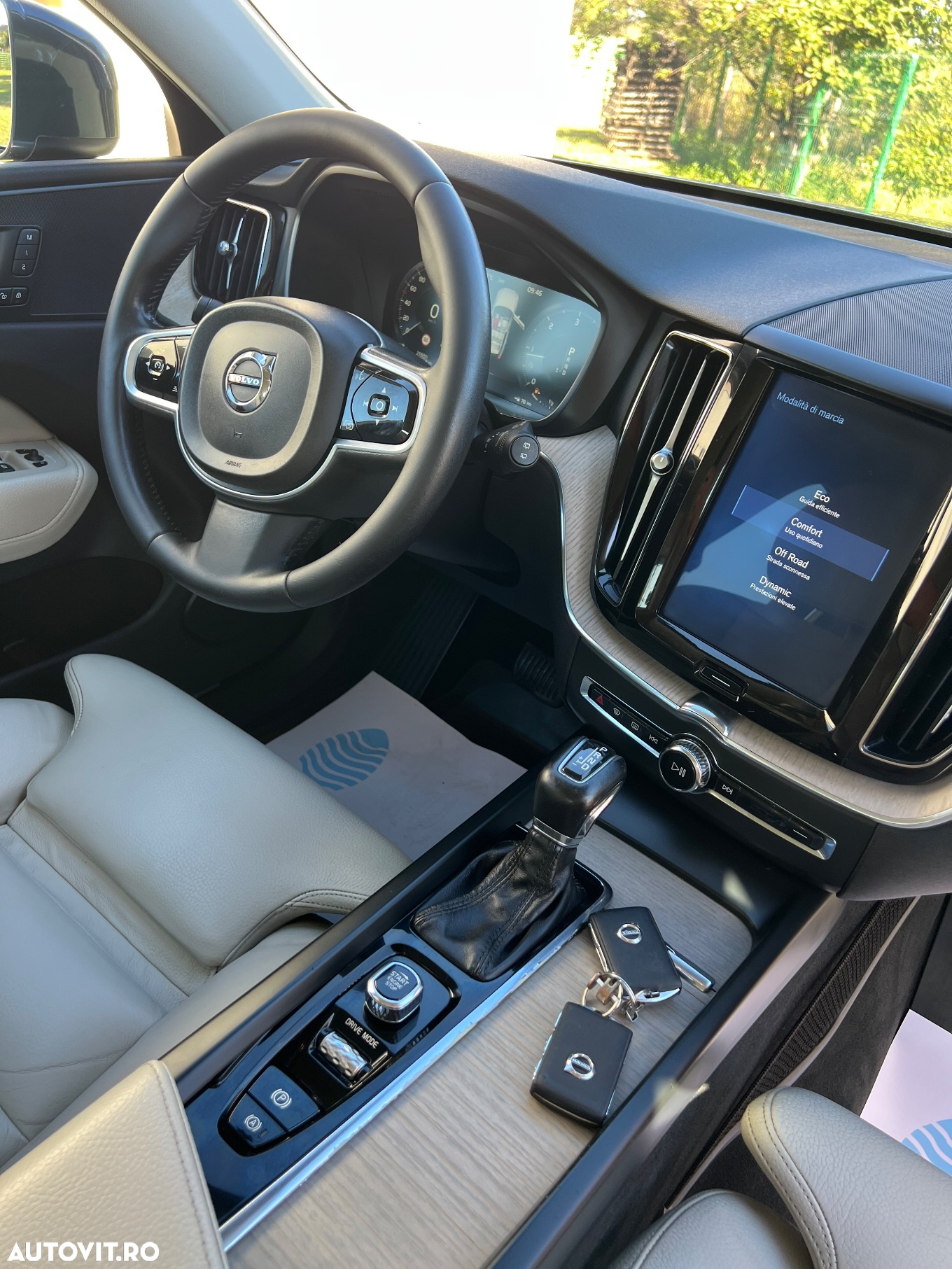 Volvo XC 60 D4 AWD Geartronic Inscription - 17