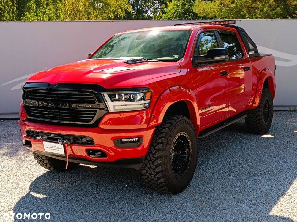 Dodge RAM - 1