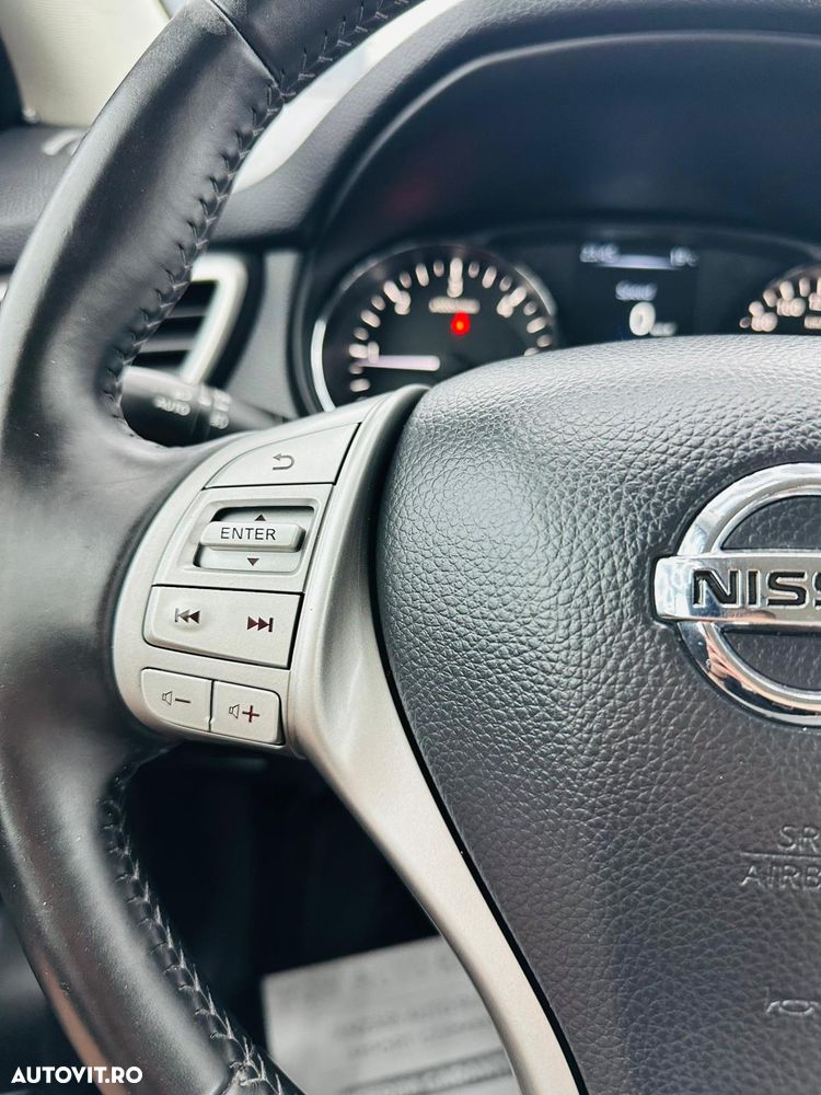 Nissan Qashqai 1.5 DCI N-Connecta - 29