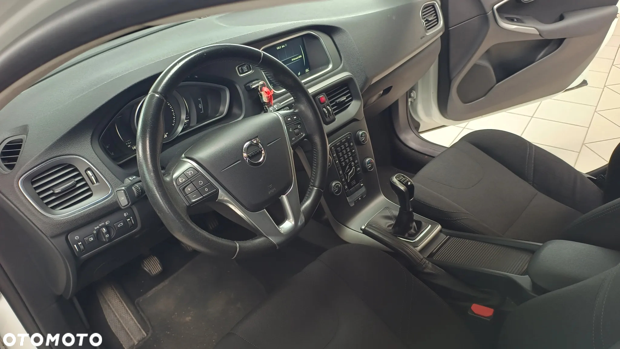 Volvo V40 D2 Drive-E Kinetic - 6
