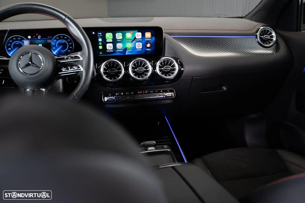 Mercedes-Benz EQA - 21
