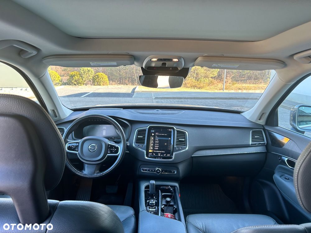 Volvo XC 90 - 18