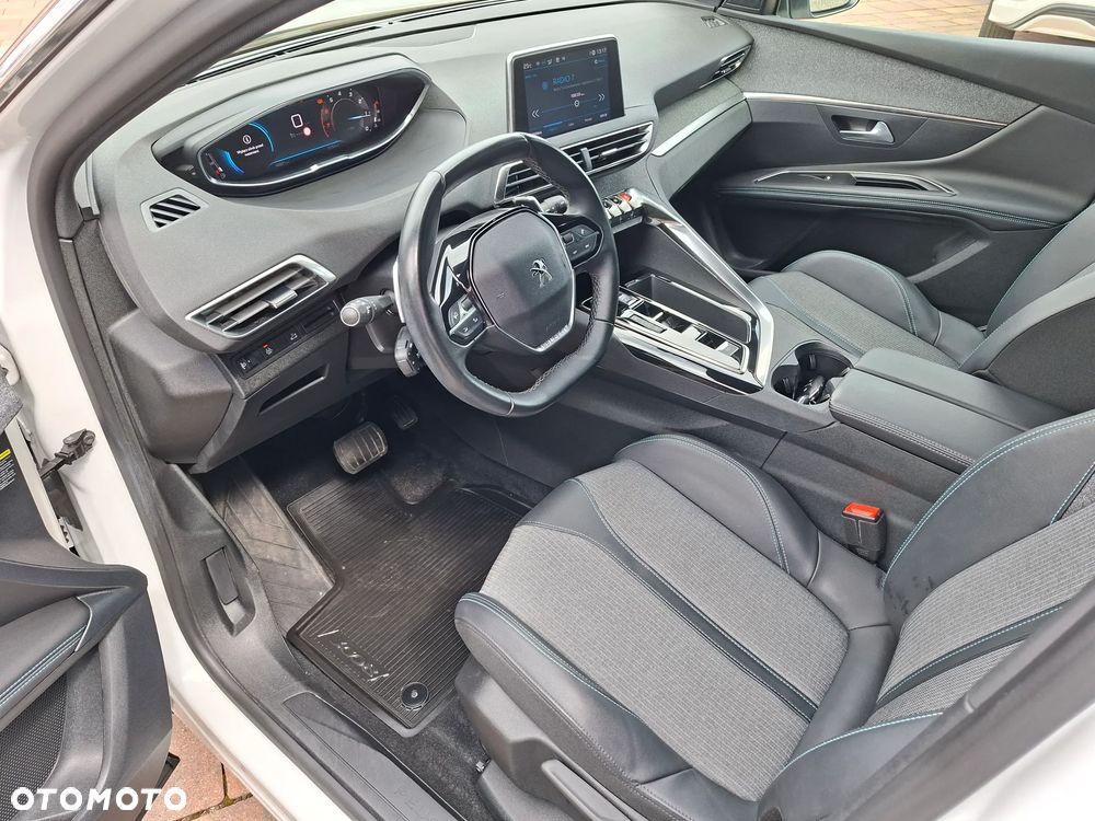 Peugeot 3008 1.2 PureTech Allure Pack S&S EAT8 - 19