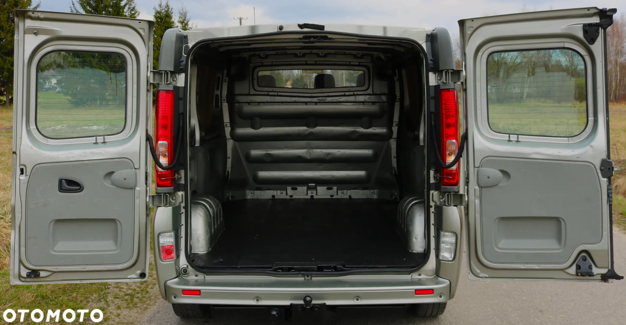 Renault Trafic - 14