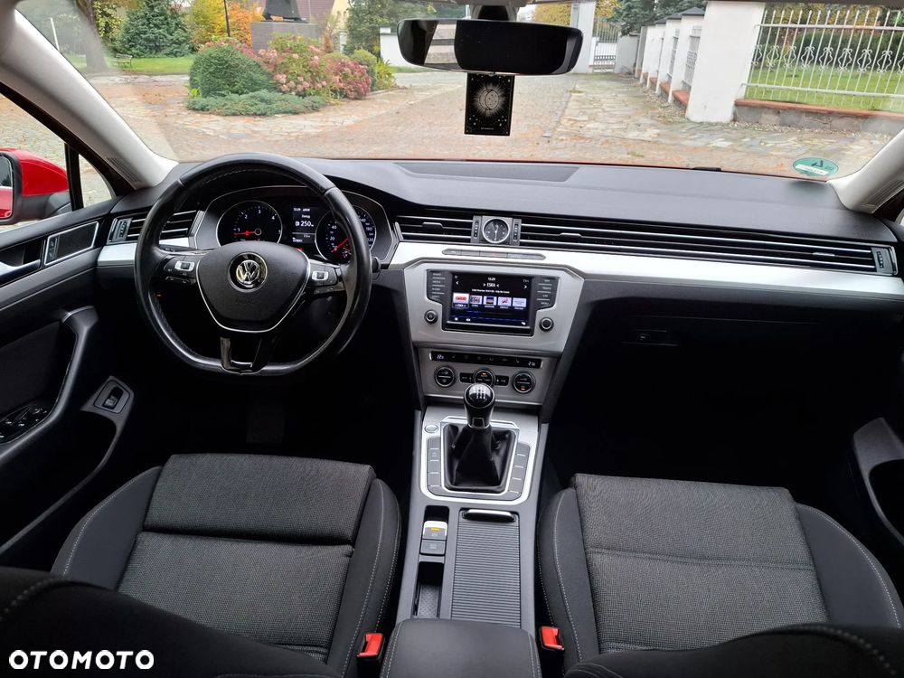 Volkswagen Passat Variant 2.0 TDI (BlueMotion Technology) Comfortline - 20