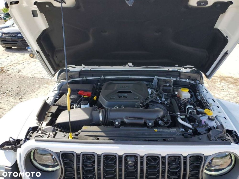 Jeep Wrangler - 11