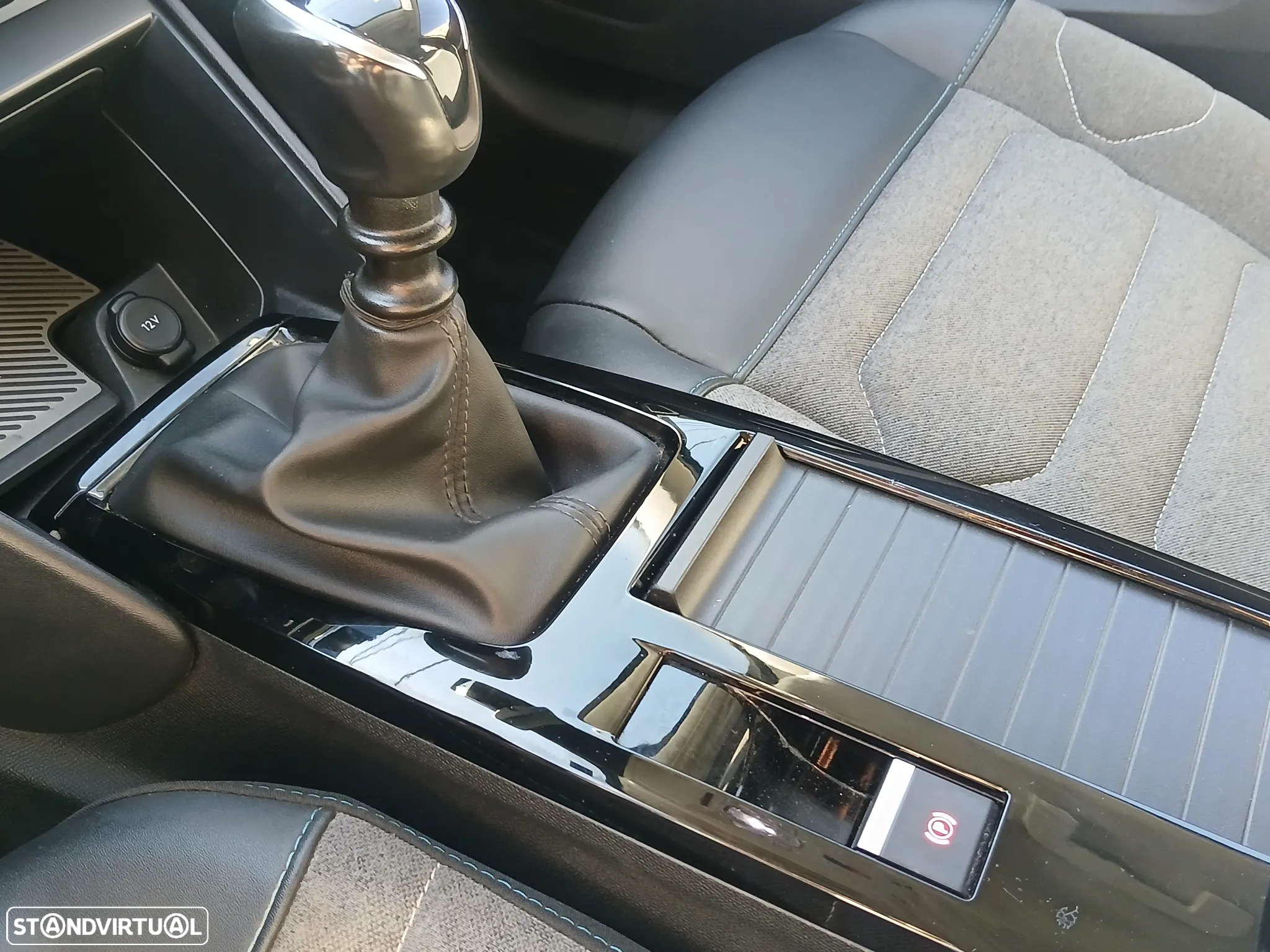 Citroën C4 1.5 BlueHDi Feel - 25