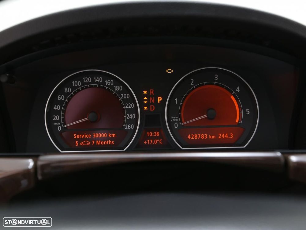 BMW 730 d - 25