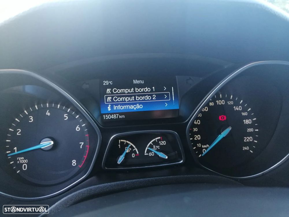 Ford Focus 1.0 SCTi Titanium - 13