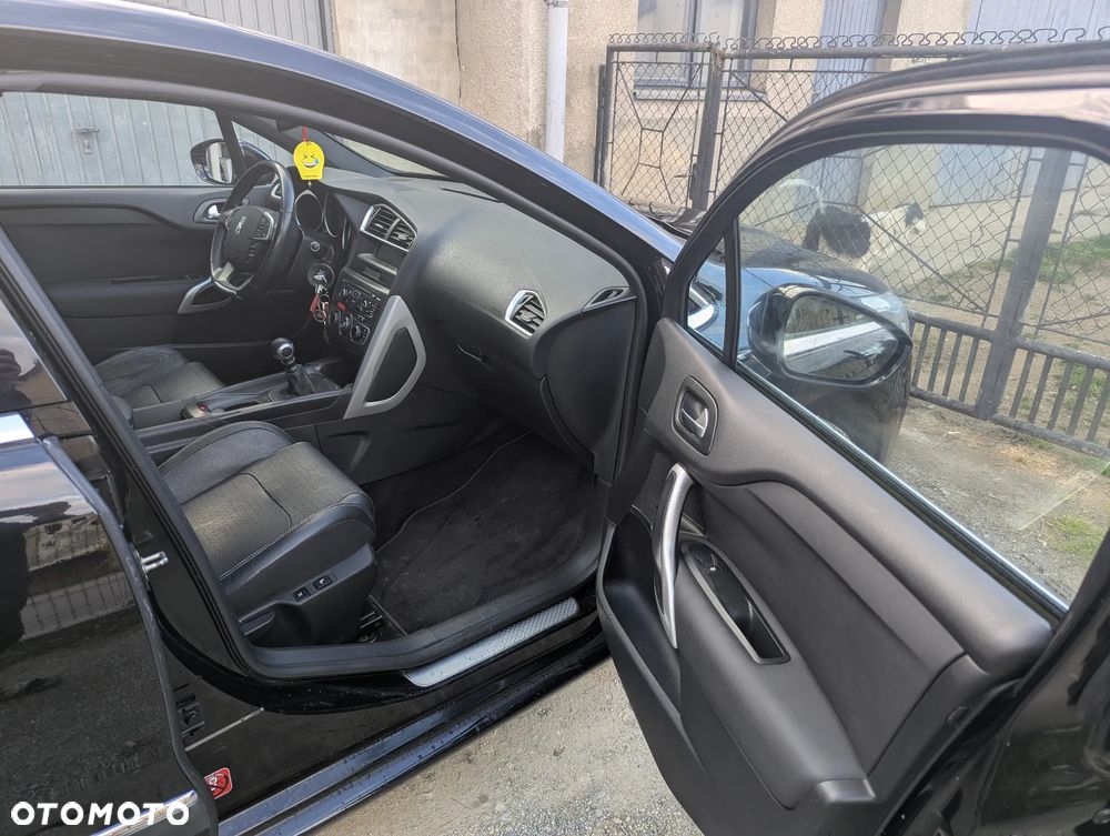 Citroën DS4 HDi 165 SportChic - 16