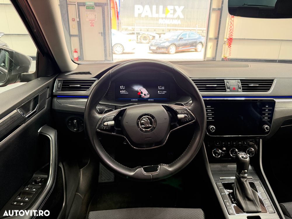 Skoda Superb 2.0 TDI 150 CP DSG Essence - 15