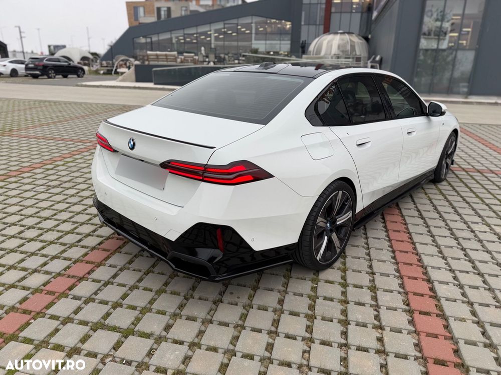 BMW Seria 5 - 21