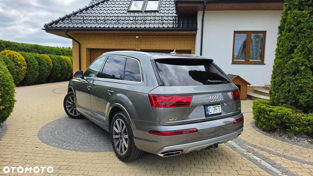 Audi Q7 - 3