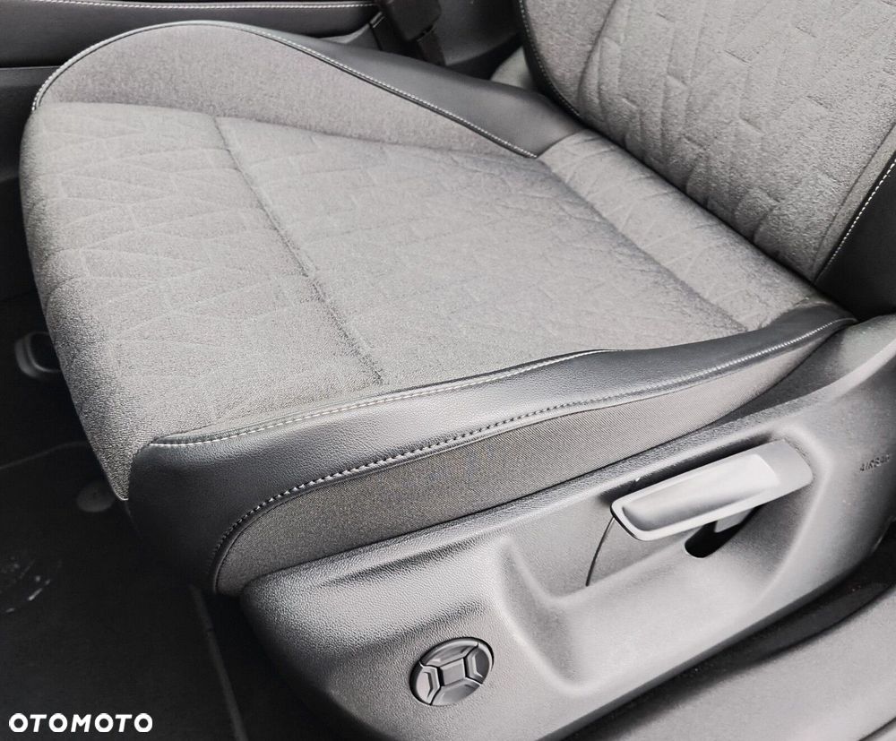 Volkswagen Tayron 2.0 TDI SCR 4Mot Elegance DSG - 12