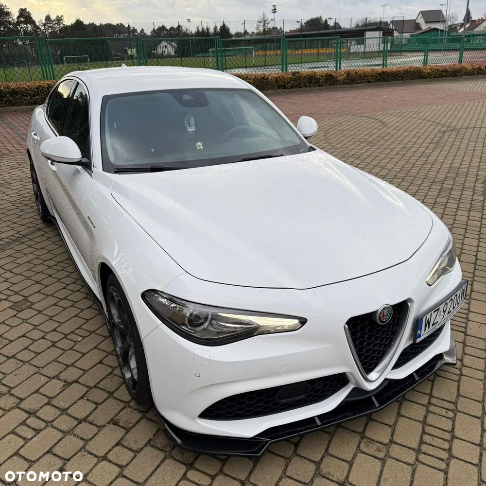 Alfa Romeo Giulia 2.0 Turbo Veloce Q4 - 11