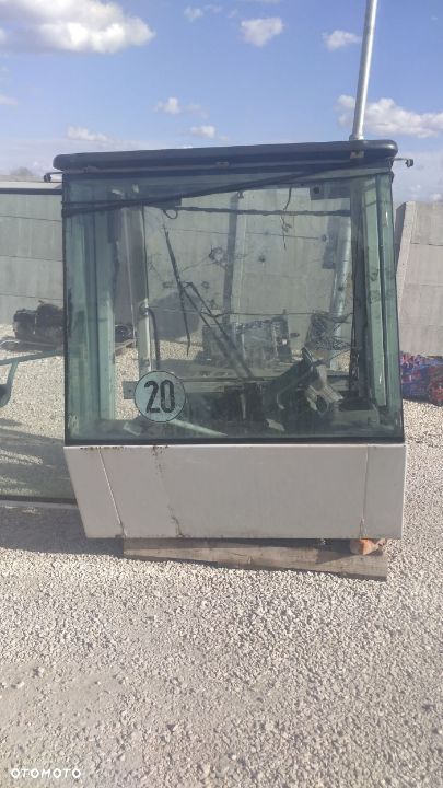 Kabina Kramer 320 - 3