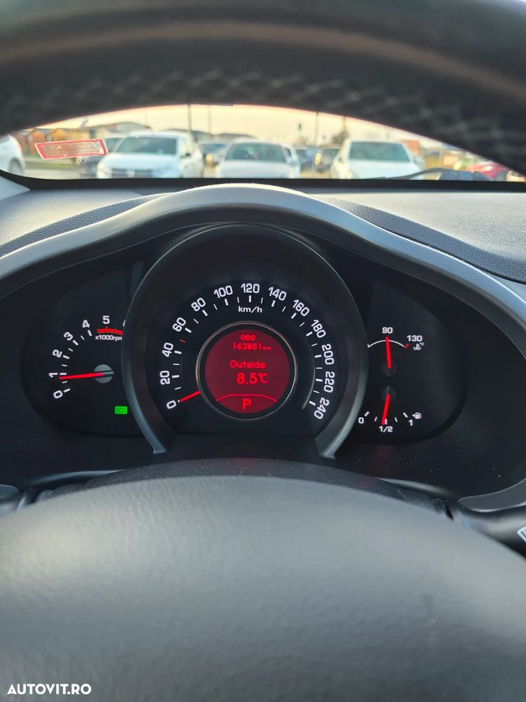 Kia Sportage 2.0 CRDI 4WD Automatik Spirit - 20