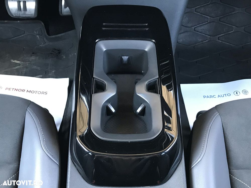 VOLKSWAGEN ID.4 2023 — imagine 76