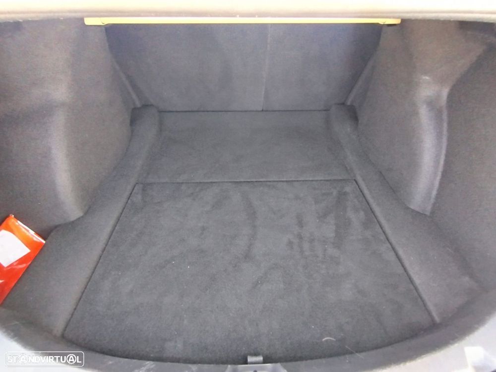Tesla Model 3 Long Range Tração Integral - 18