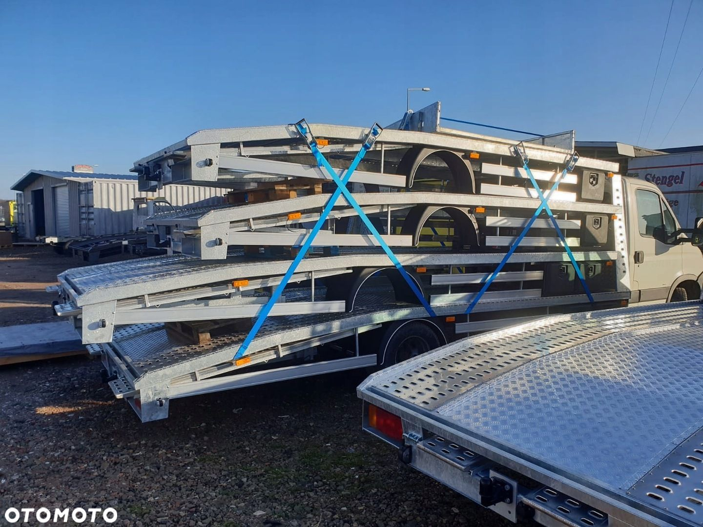 NAJAZDY - AUTOLAWETA - ALU-STAL - W MAGAZYNIE - 4