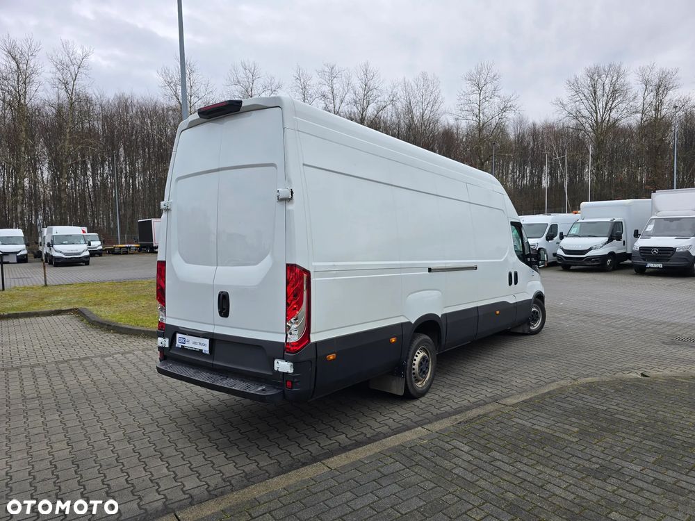 Iveco DAILY 35S18 Furgon L4H3 - 4