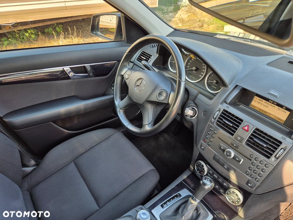Mercedes-Benz Klasa C 180 Kompressor Automatik BlueEFFICIENCY - 8