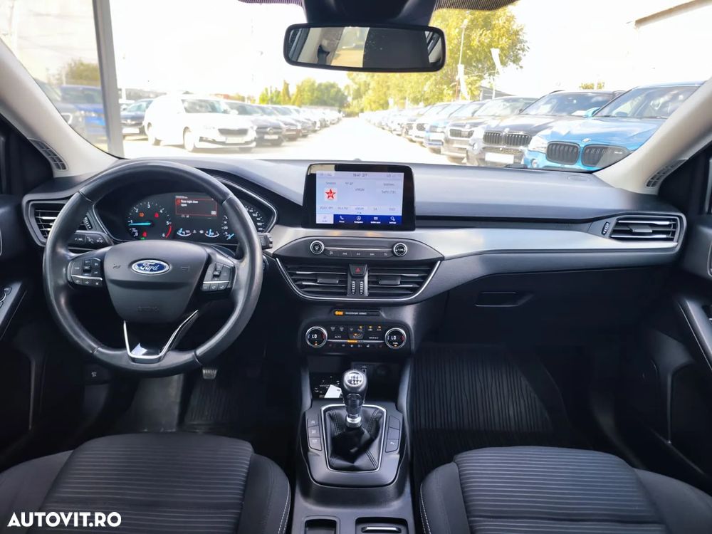Ford Focus 2.0 EcoBlue Titanium - 14