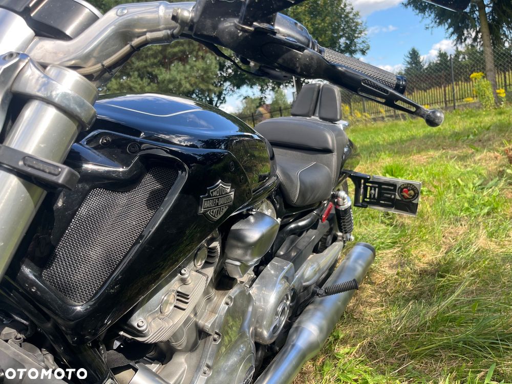 Harley-Davidson V-Rod Muscle - 9