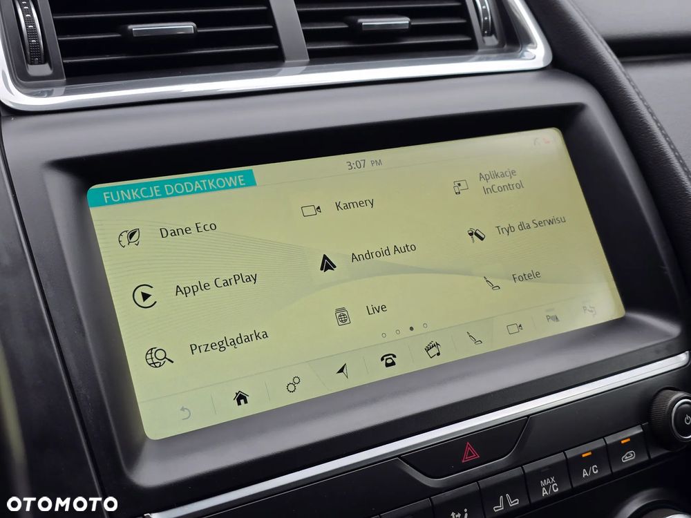 Jaguar E-Pace P250 AWD R-Dynamic - 10