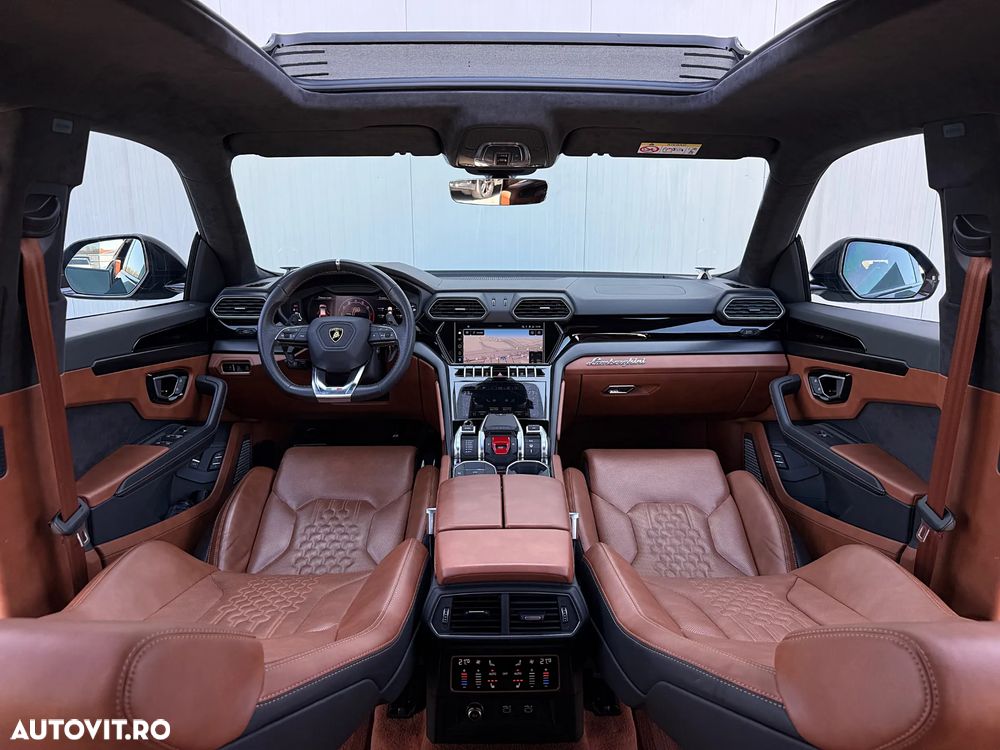 Lamborghini URUS Standard - 5
