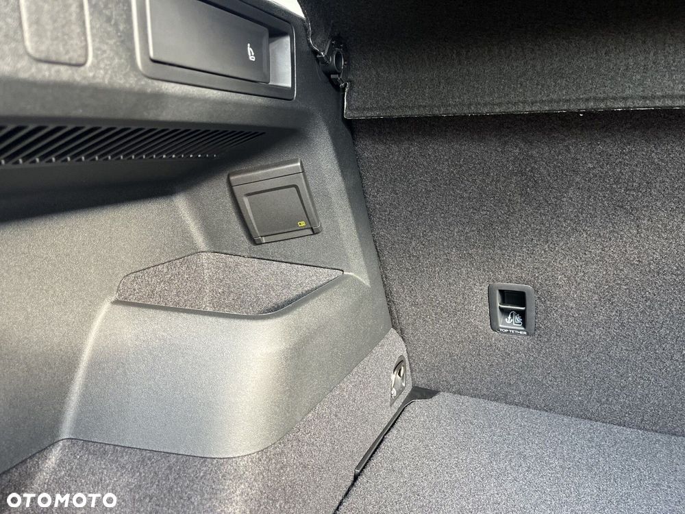 Volkswagen Tiguan 2.0 TSI 4Mot Elegance DSG - 22