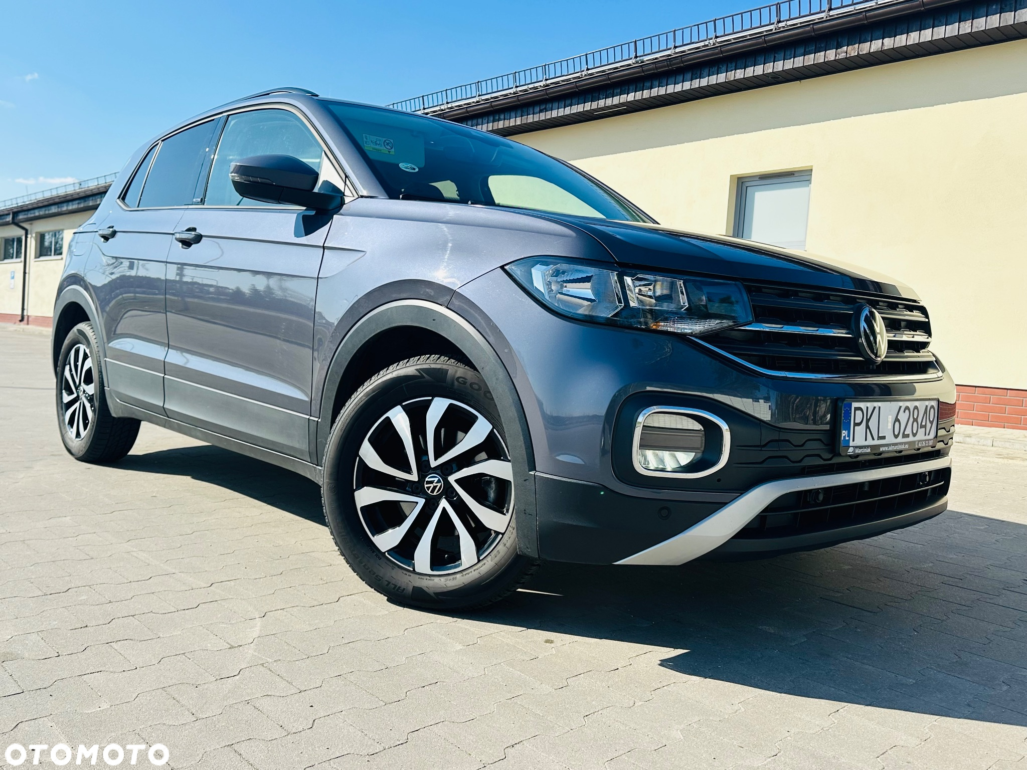 Volkswagen T-Cross 1.0 TSI Active DSG - 2