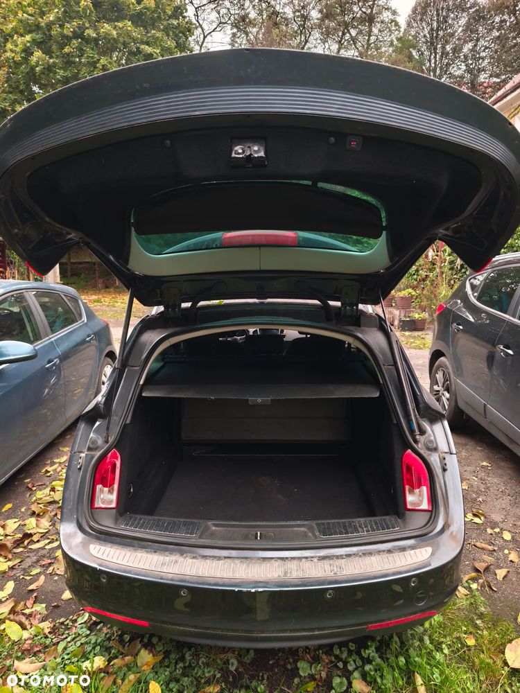 Opel Insignia 2.0 CDTI Automatik - 10