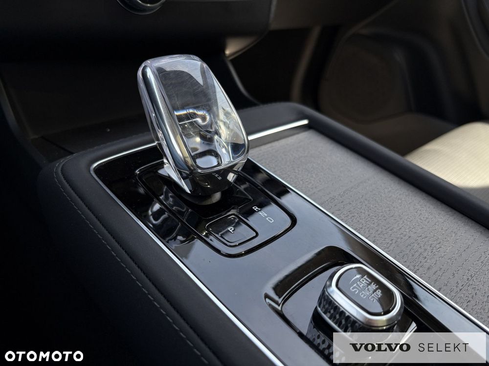 Volvo XC 90 - 20