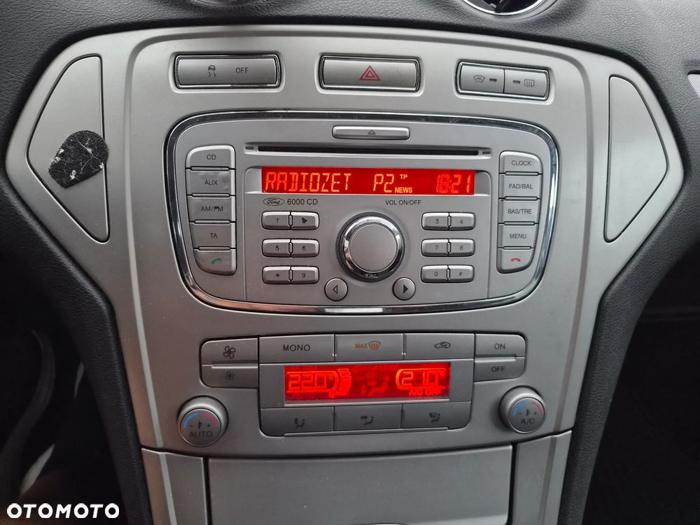Ford Mondeo 1.8 TDCi Titanium - 16