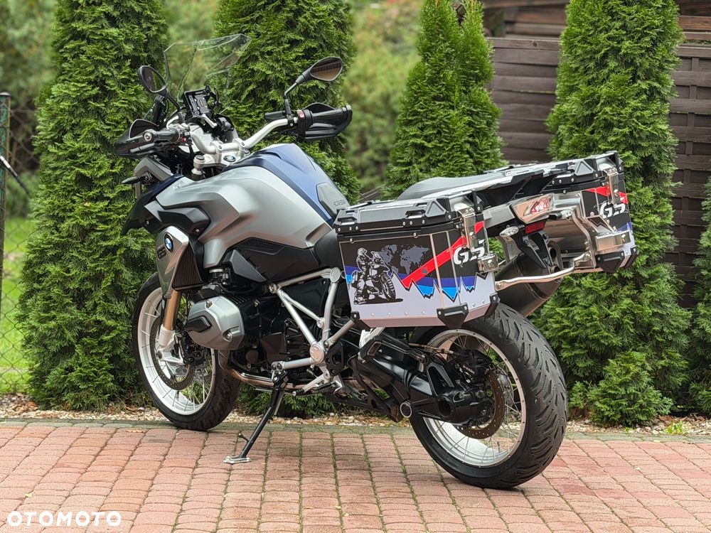 BMW R - 7