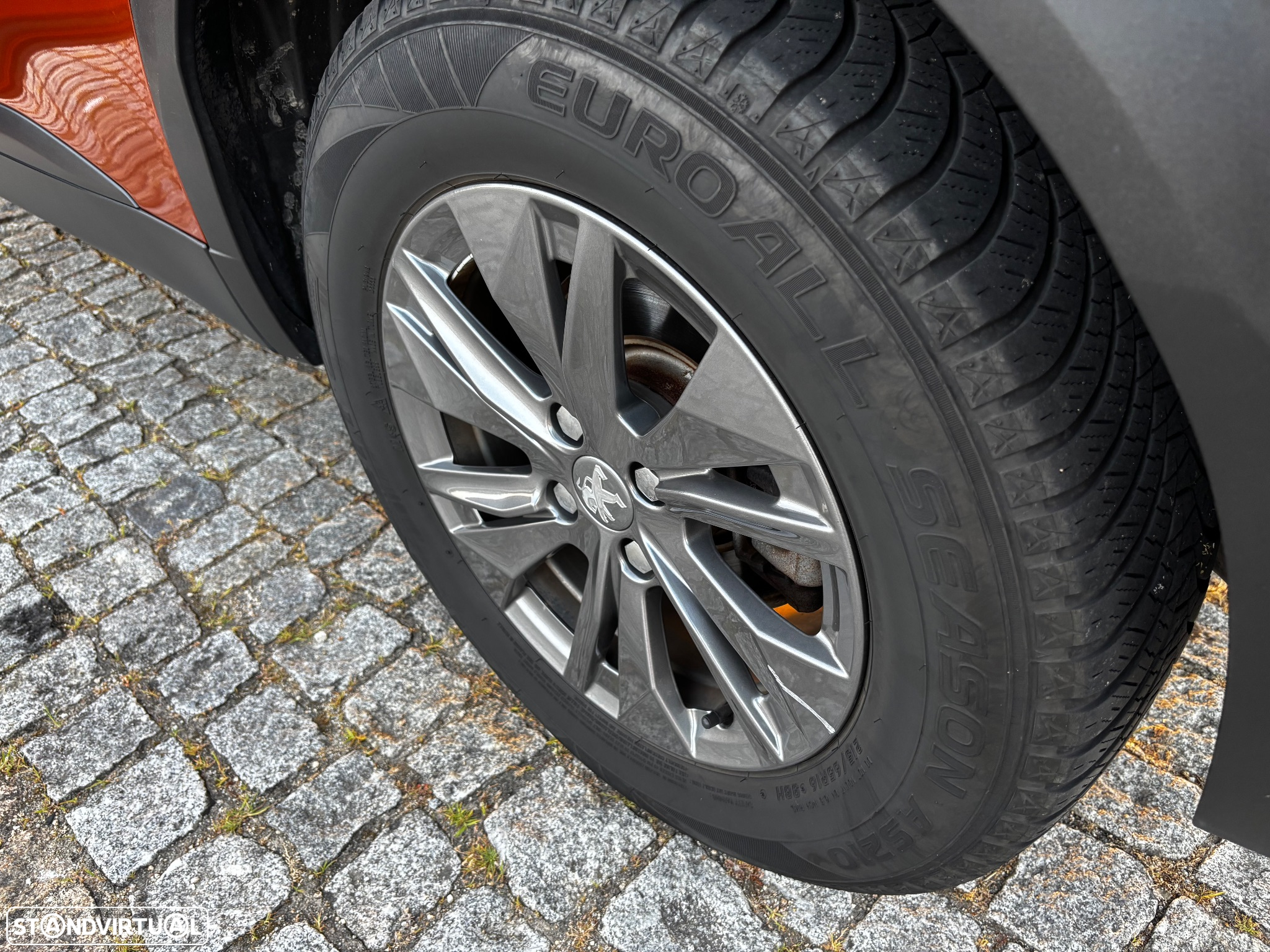 Peugeot e-2008 50 kWh Active Pack - 8