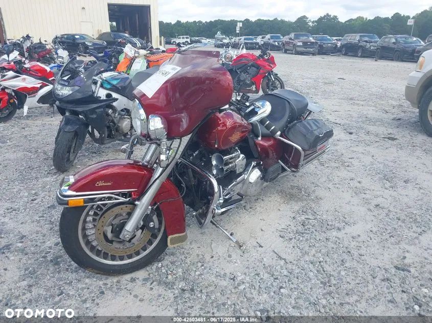 Harley-Davidson Touring Street Glide - 2