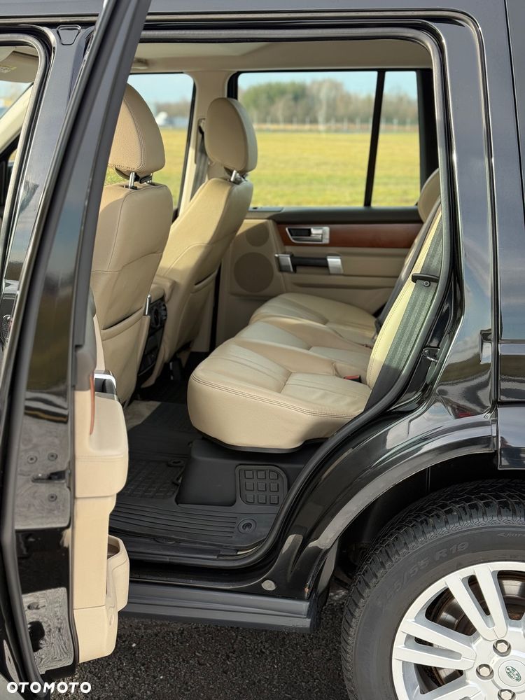 Land Rover Discovery 3.0D V6 HSE - 6