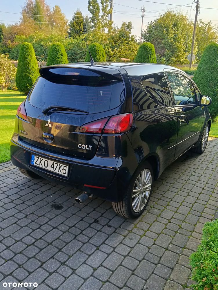 Mitsubishi Colt - 6